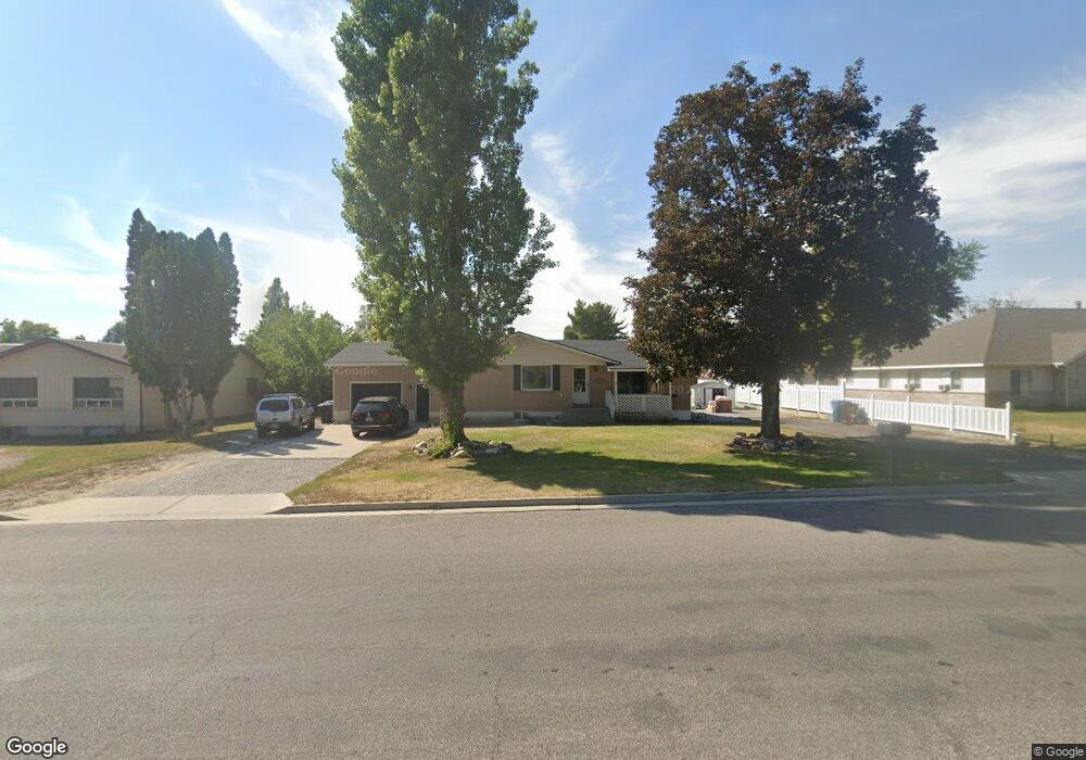 225 S 300 E, Smithfield, UT 84335 - photo 1