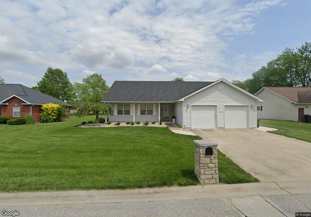 713 N Kristie Lynn St, Freeburg, IL 62243 - photo 1