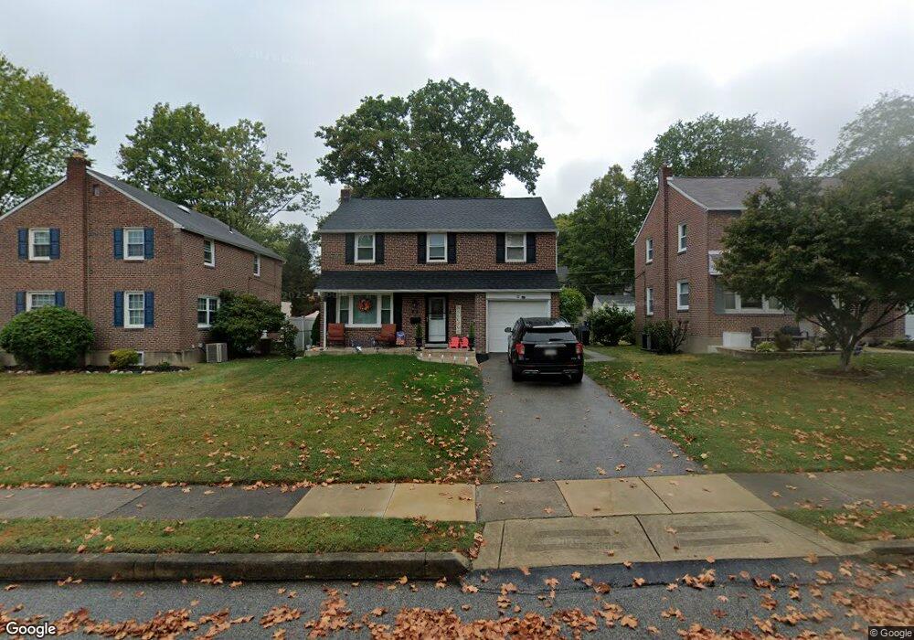 32 Schoolhouse Ln, Broomall, PA 19008 - photo 1