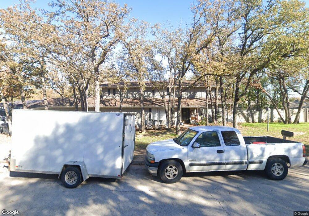 2848 Stephanie Ln, Hurst, TX 76054 - photo 1