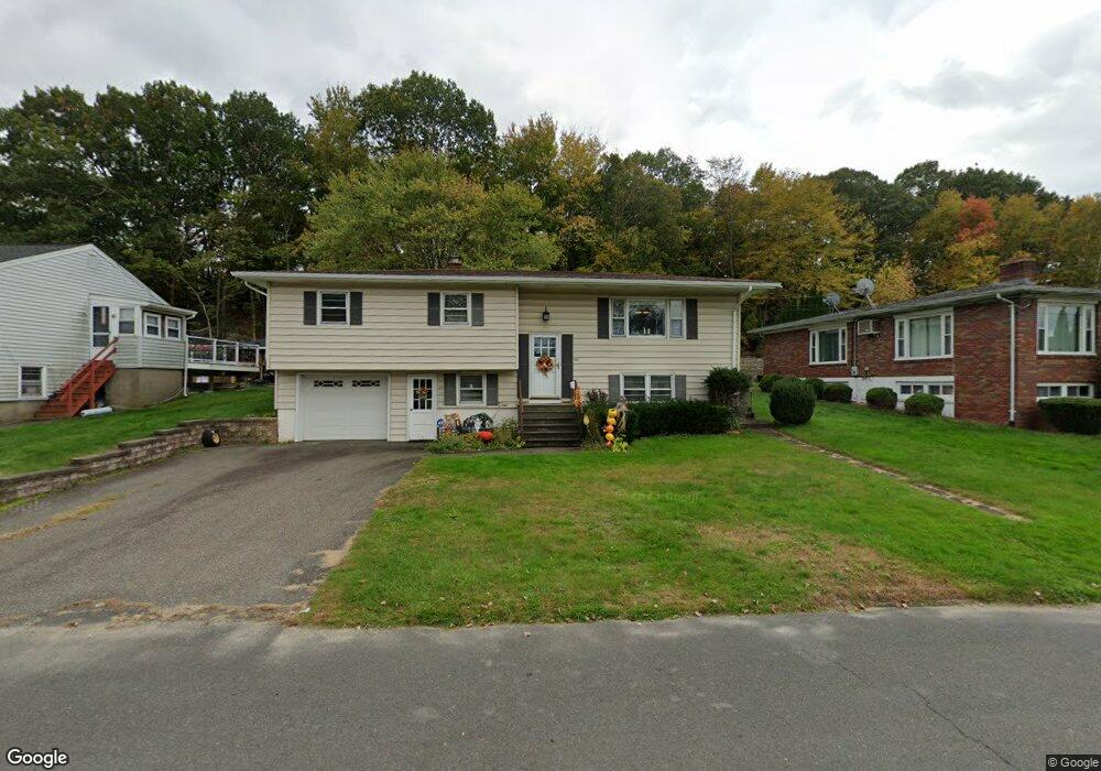 106 Blueberry Hill Rd, Waterbury, CT 06704 - photo 1