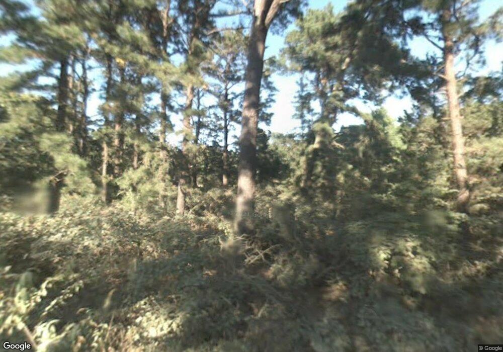 92 Oak Ln, Vineyard Haven, MA 02568 - photo 1