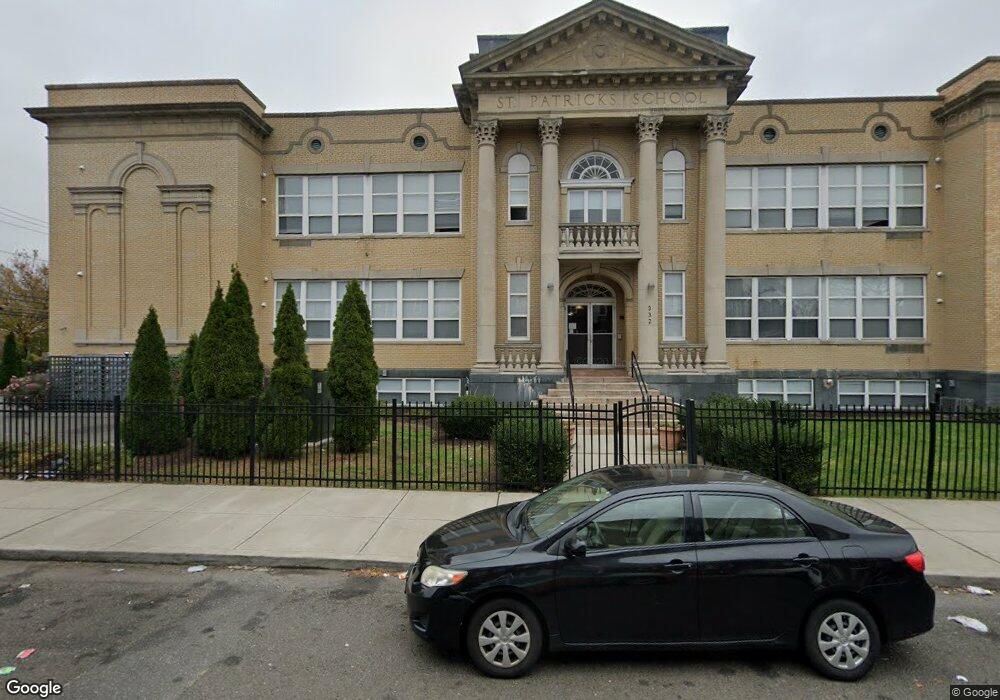 332 Wells St, Bridge Port, CT 06606 - photo 1