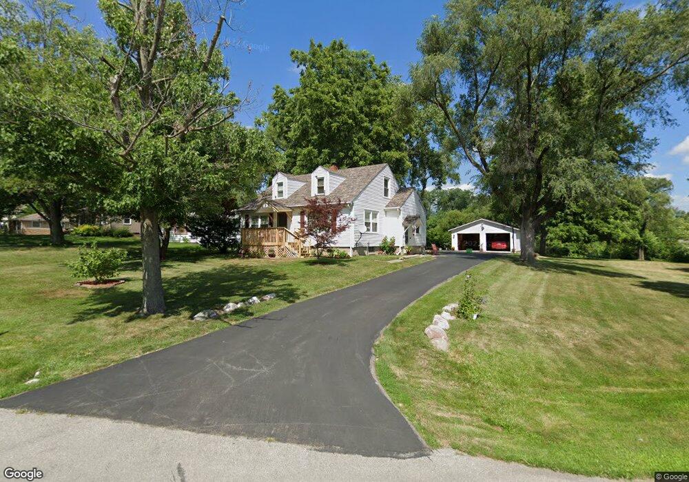 122 N Eisele Dr, Peoria, IL 61604 - photo 1