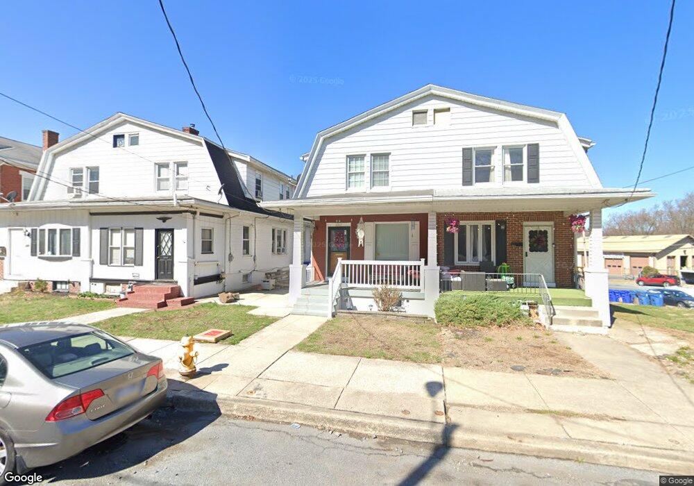 2262 Northmont Blvd, Reading, PA 19605 - photo 1