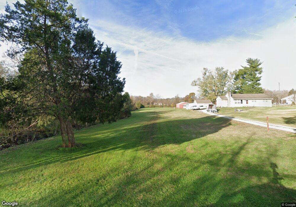 7706 Cedar Creek Rd, Louisville, KY 40291 - photo 1