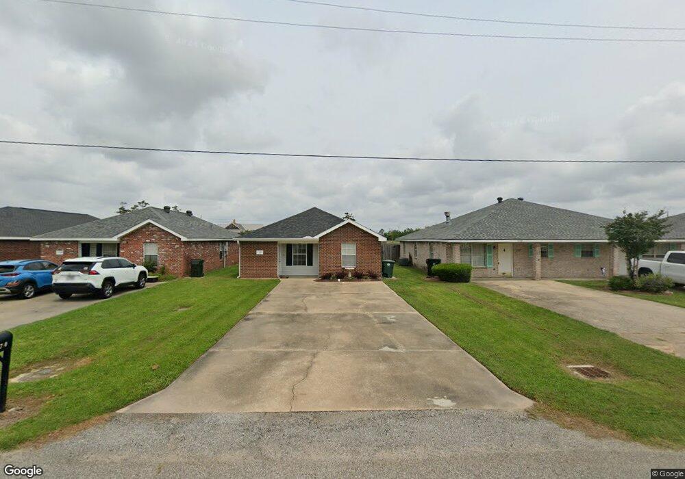 1730 N Tallowood Dr, Lake Charles, LA 70605 - photo 1