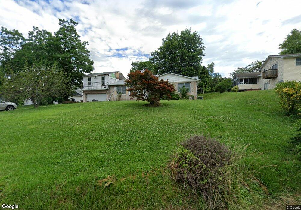 4470 Spring Ave, Halethorpe, MD 21227 - photo 1