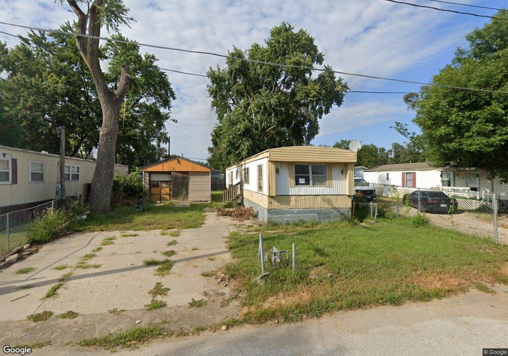 3520 Scott Dr, Council Bluffs, IA 51501 - photo 1