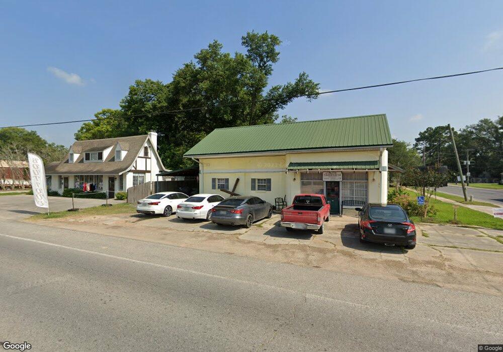 102 W Russell Ave, Welsh, LA 70591 - photo 1