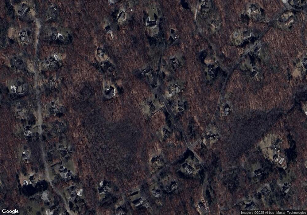 10 Pilgrim Ln, Weston, CT 06883 - photo 1