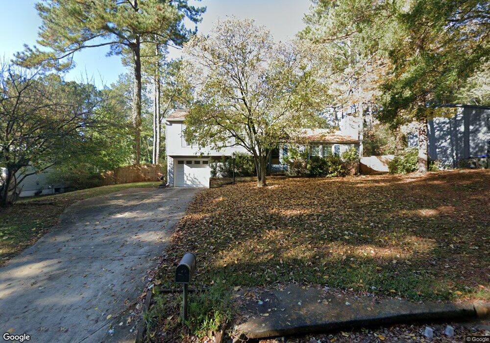 9855 N Pond Cir, Roswell, GA 30076 - photo 1