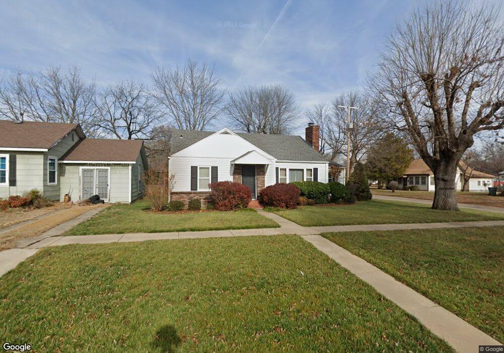 1501 Thornton Ave, Parsons, KS 67357 - photo 1