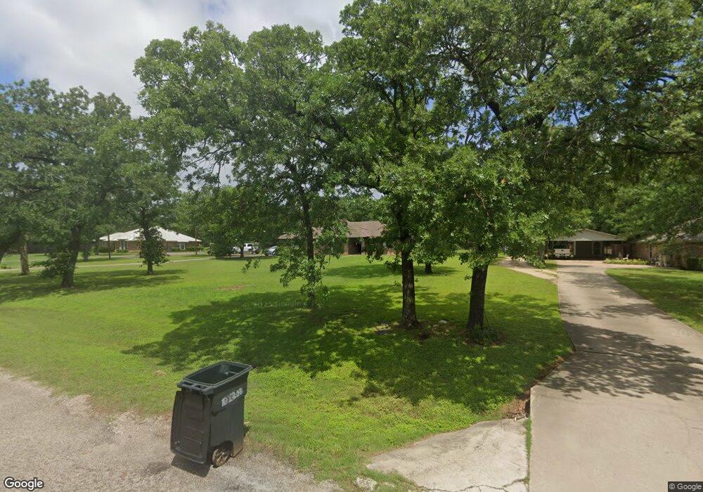 909 Barry Ln, Cleburne, TX 76031 - photo 1