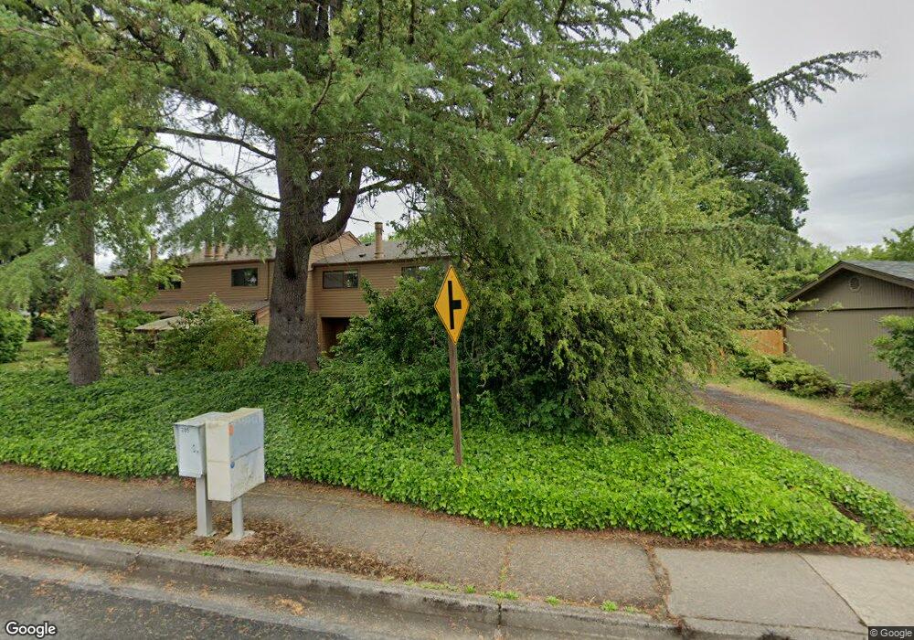 1714 Minda Dr, Eugene, OR 97401 - photo 1