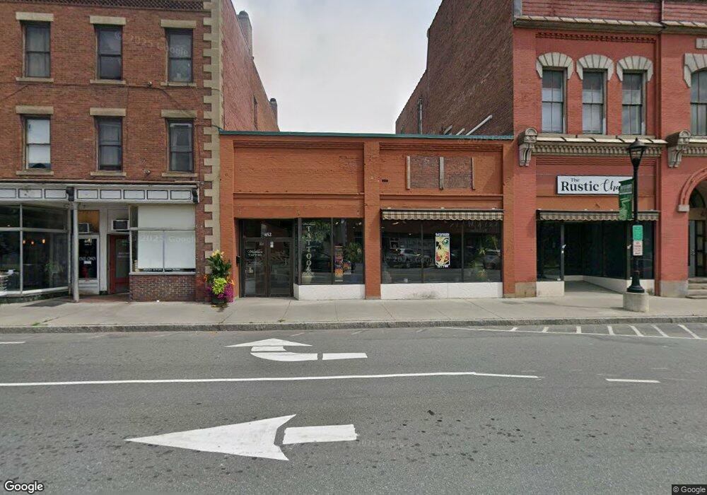 452 Railroad St unit 5, Saint Johnsbury, VT 05819 - photo 1