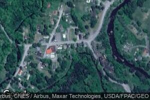 102 Crellin St, Oakland, MD 21550