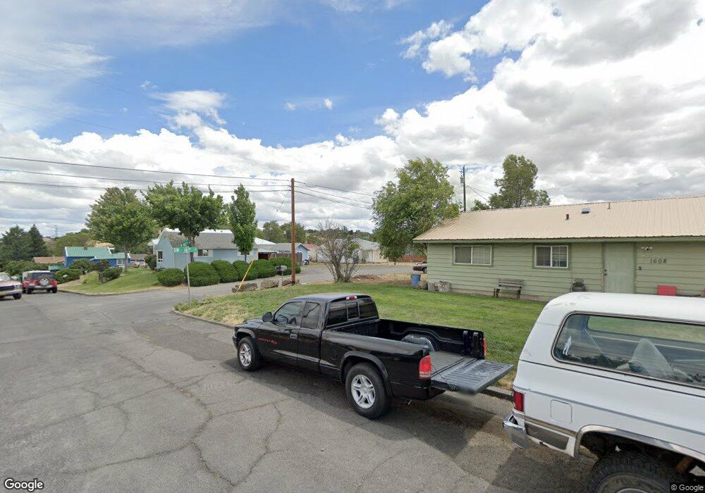 712 SW 16th St, Pendleton, OR 97801 - photo 1