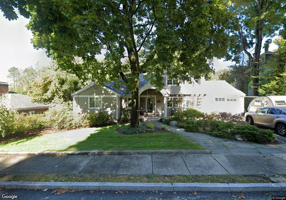 241 Mount Vernon St, West Newton, MA 02465 - photo 1