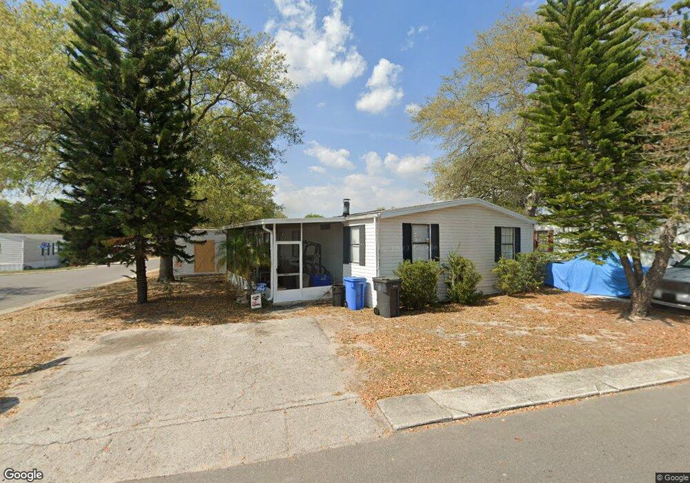 4702 New Village Dr unit 527, Tampa, FL 33610 - photo 1