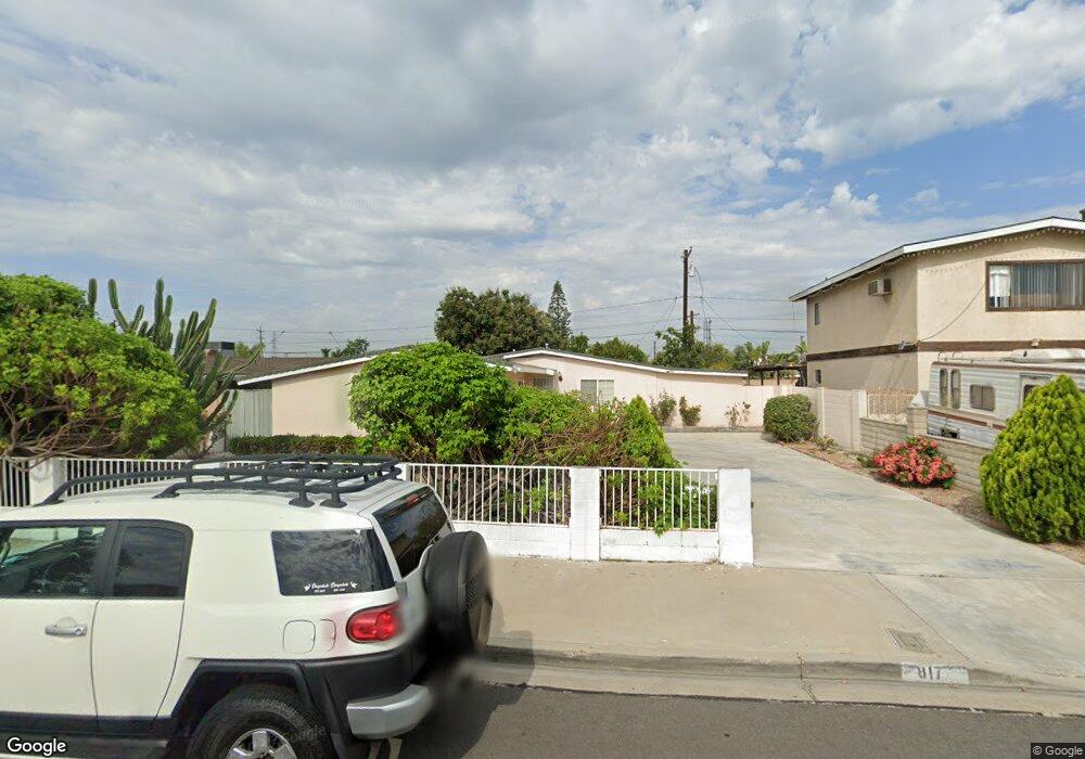 817 S Kenmore St, Anaheim, CA 92804 - photo 1