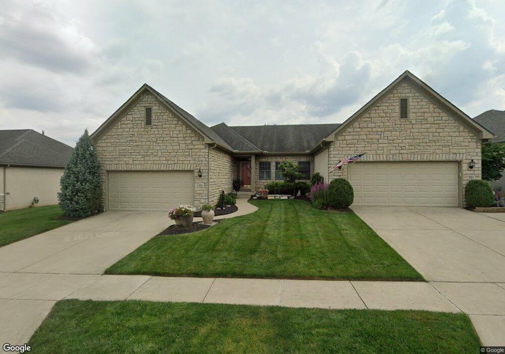 981 Bushwood Ln, Columbus, OH 43235 - photo 1