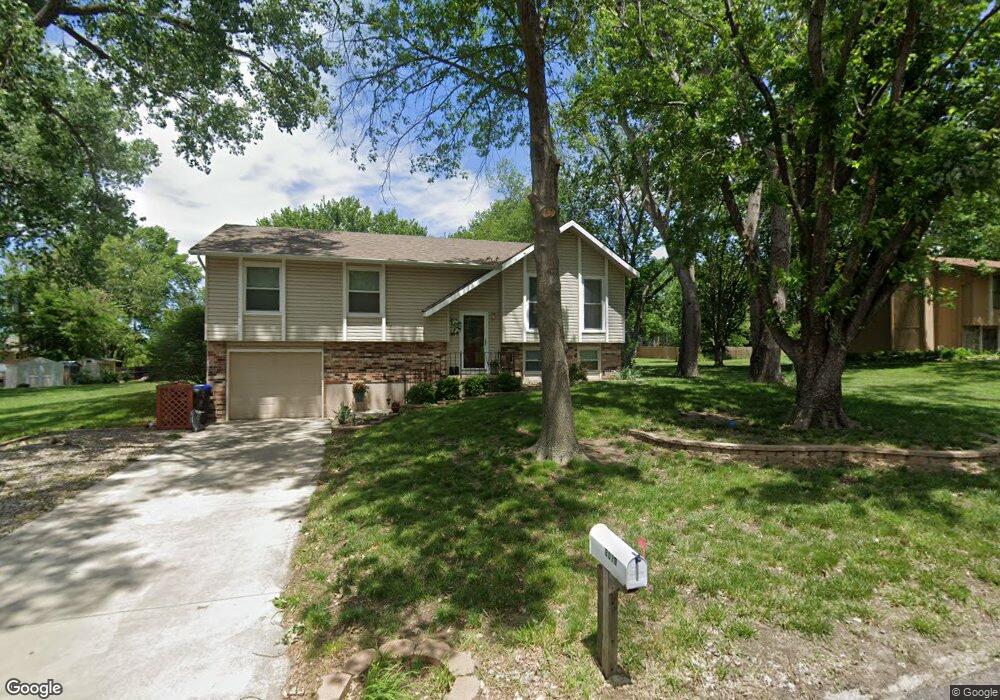 8010 SW 22nd St, Topeka, KS 66614 - photo 1