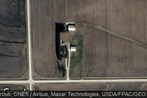 3109 210th St, Winthrop, IA 50682