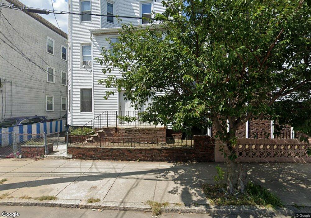 28 Temple unit 2, Somerville, MA 02145 - photo 1