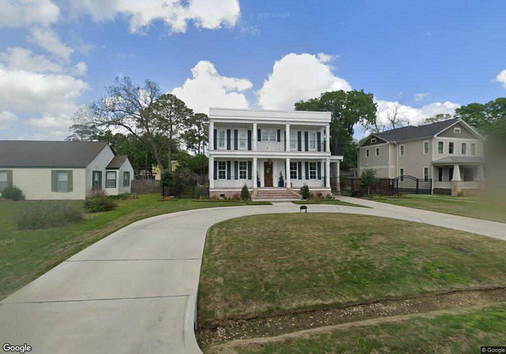 730 W 38th St, Houston, TX 77018 - photo 1