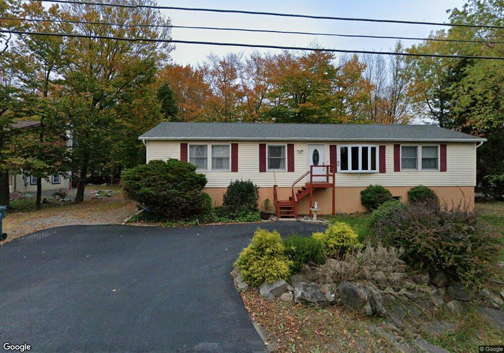 6569 Bell Dr, Tobyhanna, PA 18466 - photo 1