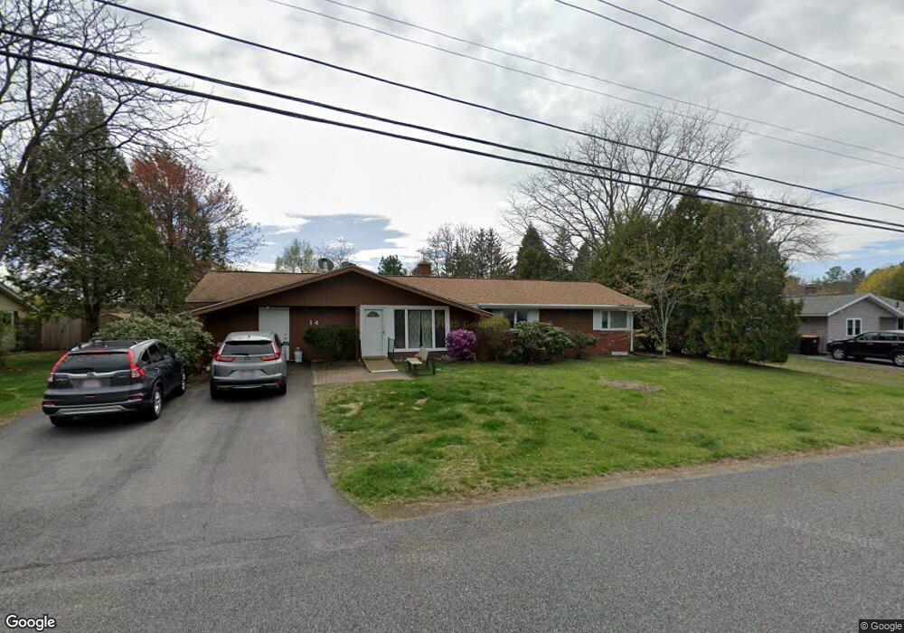 14 Arbetter Dr, Framingham, MA 01701 - photo 1