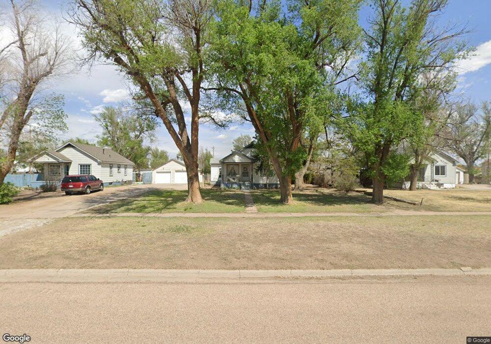 112 S Monroe St, Hugoton, KS 67951 - photo 1