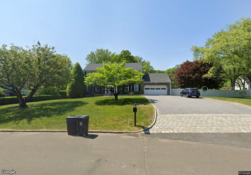 73 Angus Rd N, Greenwich, CT 06831 - photo 1