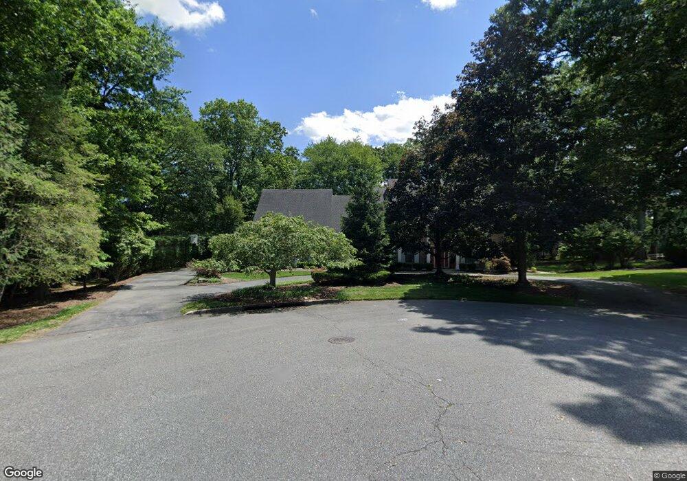 269 Cedar Ct, Wyckoff, NJ 07481 - photo 1