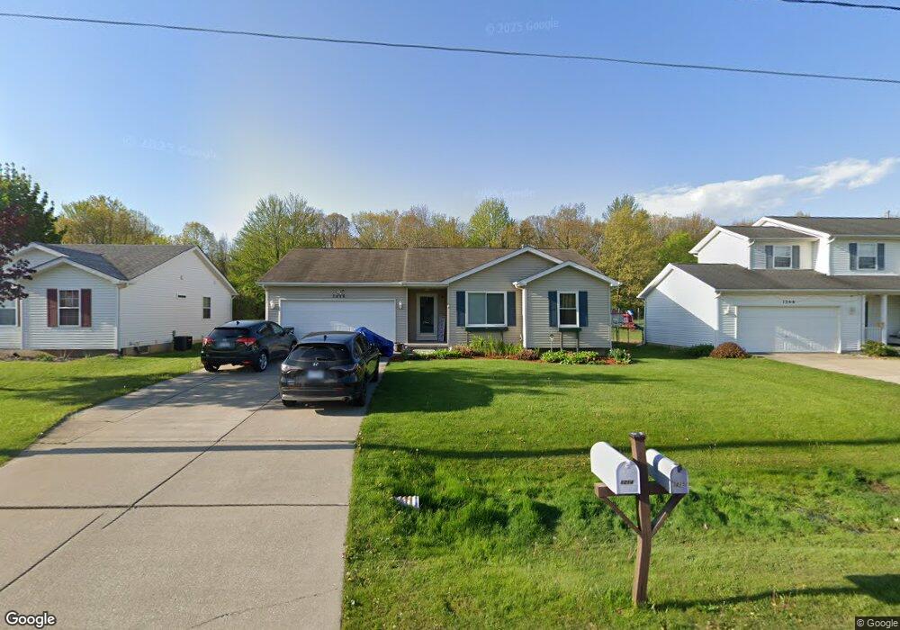 1214 Windsor St, Flint, MI 48507 - photo 1