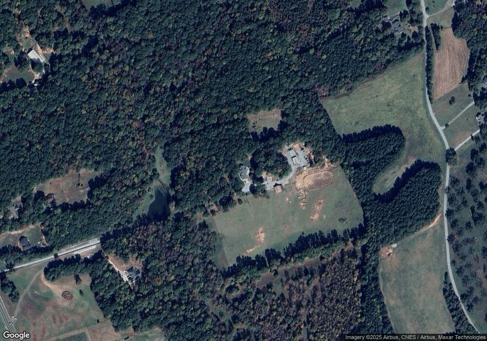 996 Beamguard Rd, Clover, SC 29710 - photo 1