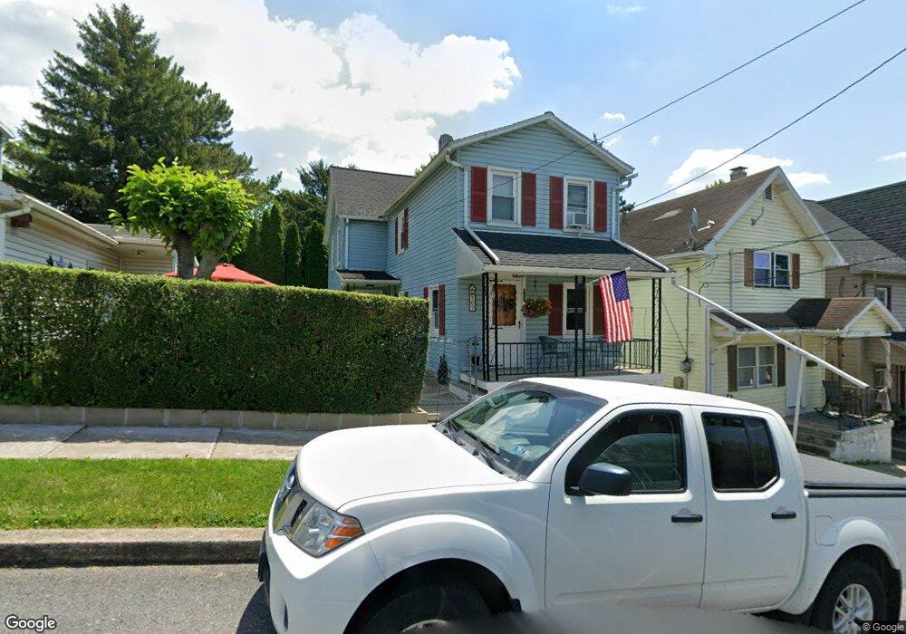 507 S Whitfield St, Nazareth, PA 18064 - photo 1