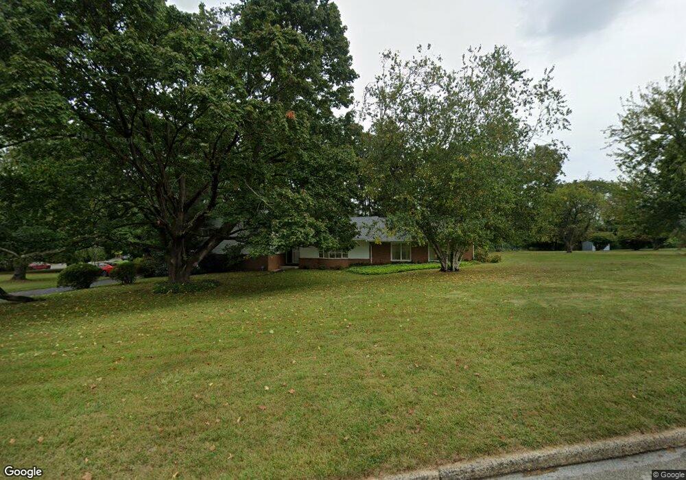 211 Robbins Ln, Newtown Square, PA 19073 - photo 1