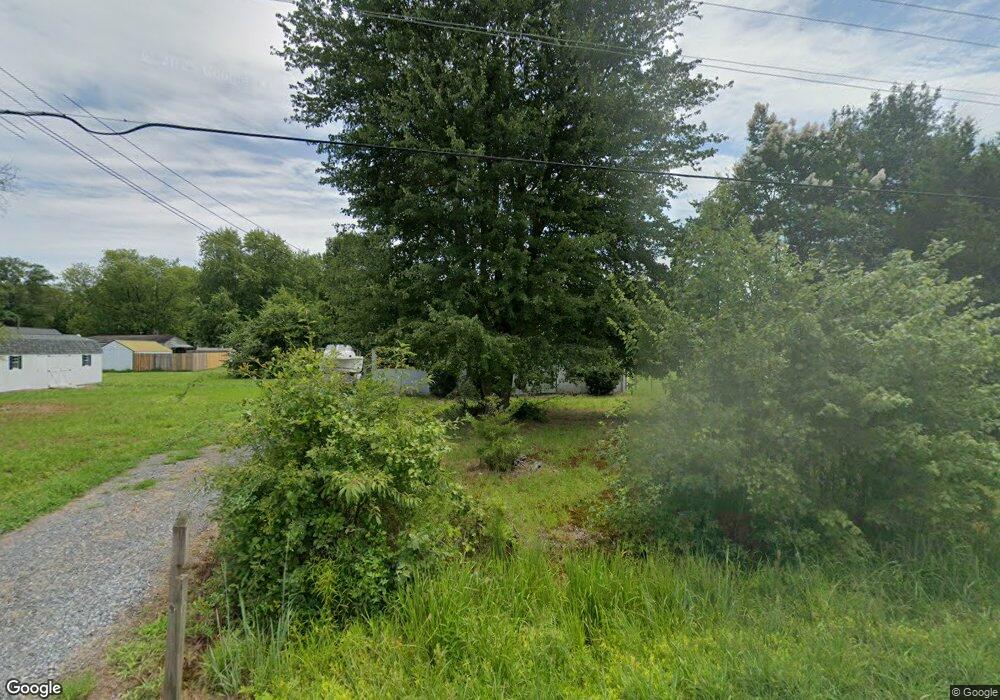 948 Ebb Tide Dr, Colonial Beach, VA 22443 - photo 1