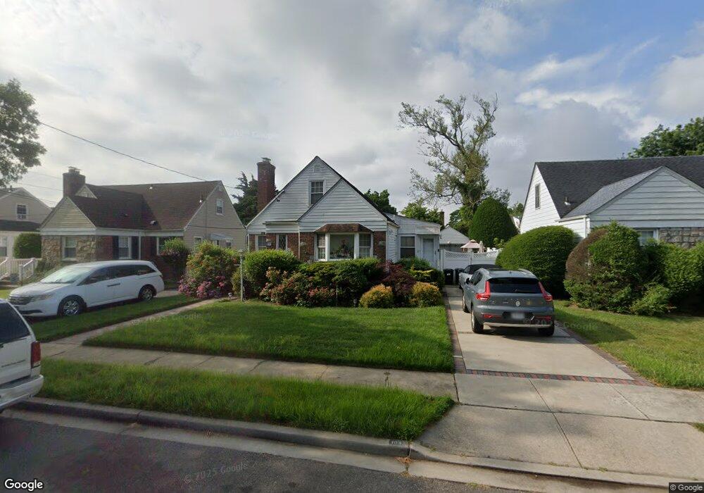 1032 Highland St, Baldwin, NY 11510 - photo 1