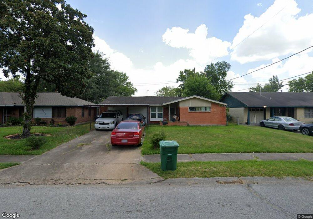 4722 Marable Dr, Houston, TX 77022 - photo 1