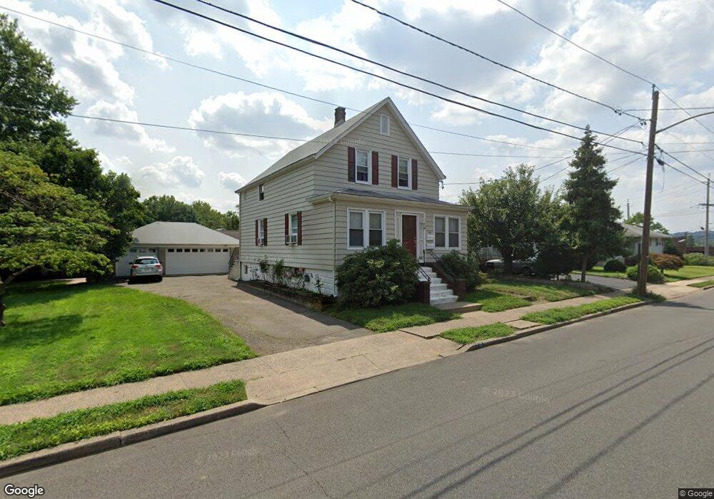 7-16 Oak St unit 2X, Fair Lawn, NJ 07410 - photo 1