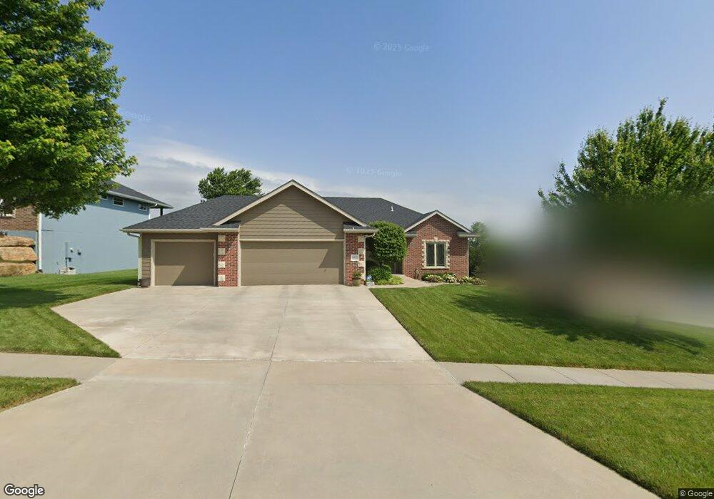 6210 SW 48th Place, Topeka, KS 66610 - photo 1