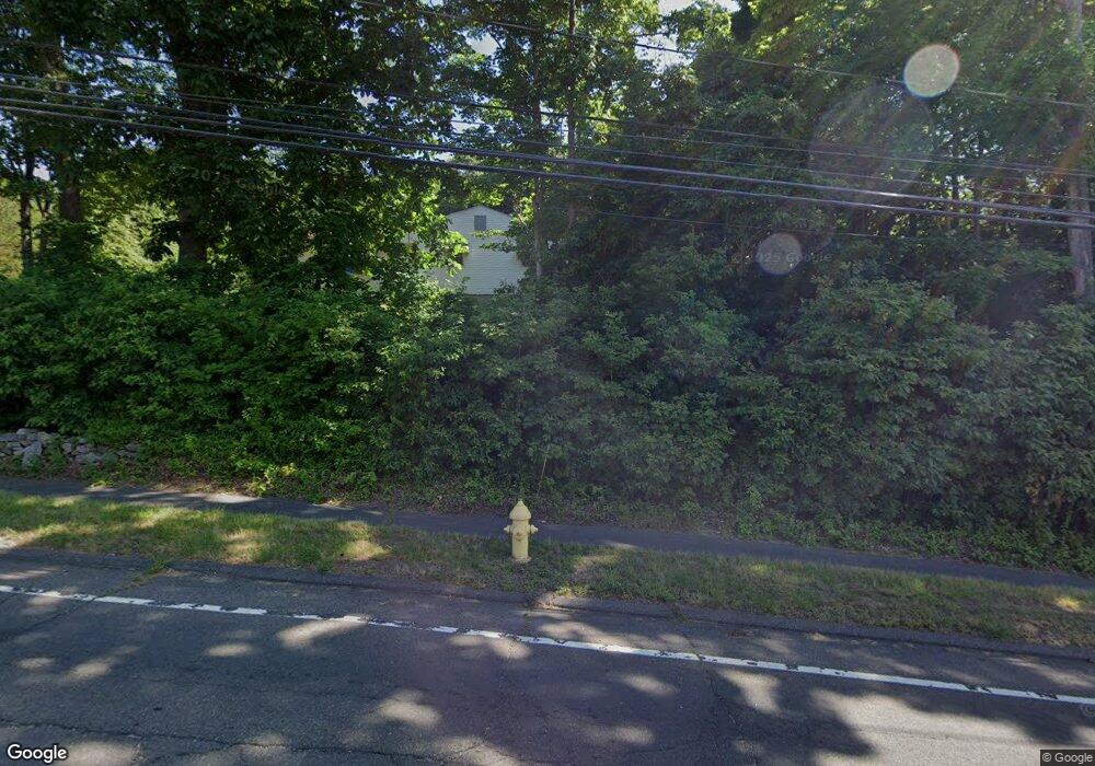 464 Leetes Island Rd, Branford, CT 06405 - photo 1