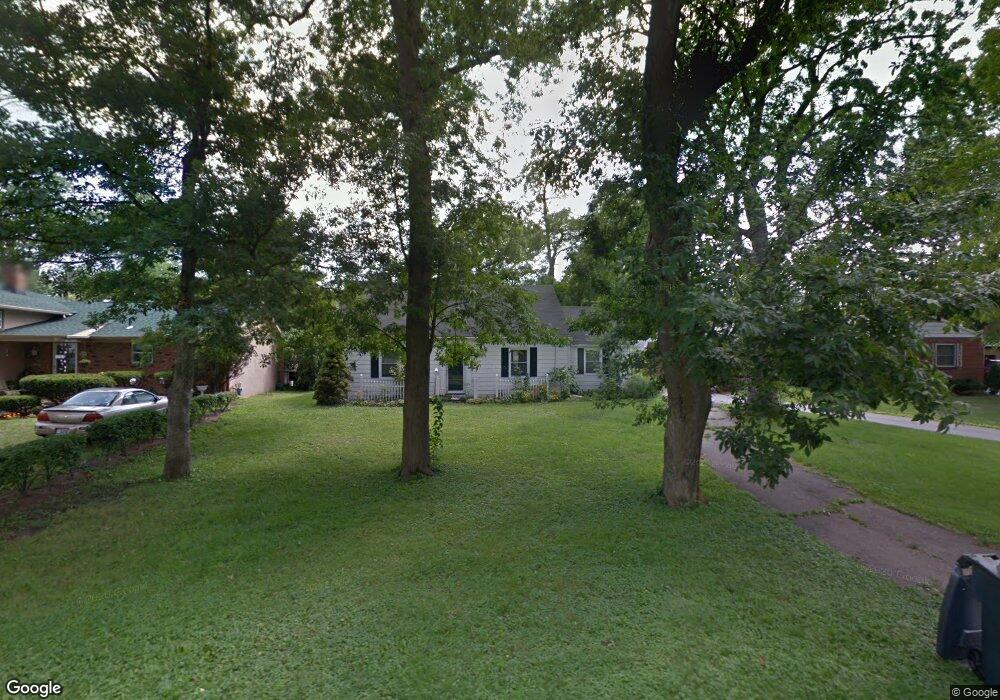 1545 E Cooke Rd, Columbus, OH 43224 - photo 1