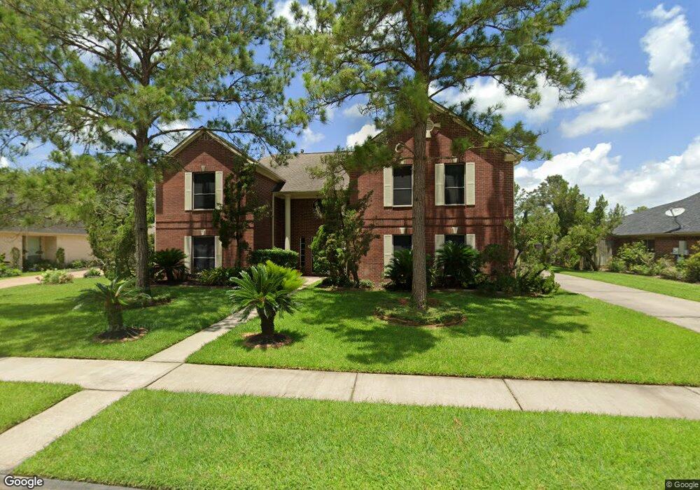 2306 San Augustine Ln, Friendswood, TX 77546 - photo 1