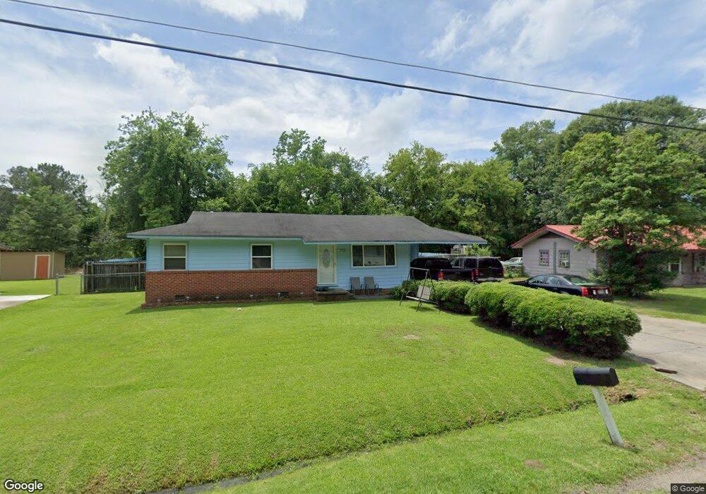 942 Sunflower Dr, Laurel, MS 39440 - photo 1