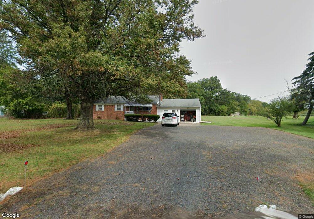 1419 Forest Grove Rd, Furlong, PA 18925 - photo 1