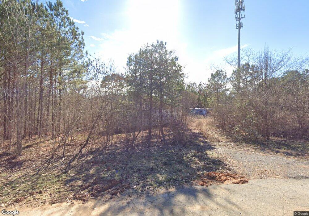 1426 Pettyjohn Rd, Bessemer, AL 35022 - photo 1